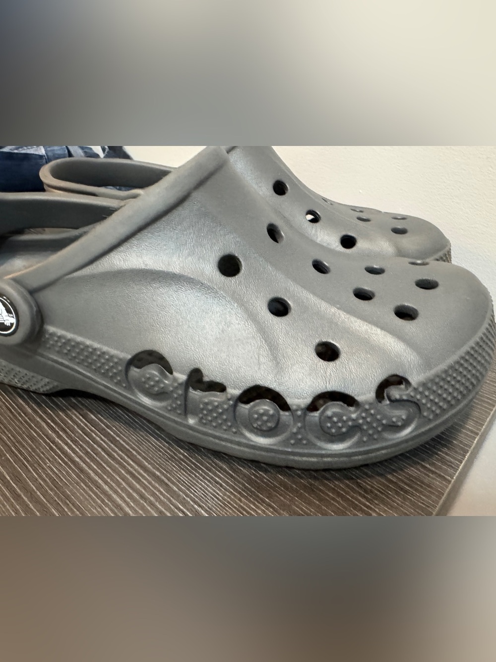 Adult Unisex CROCS Classic Clog in Black Womens Sz 9 Mens Sz 7 - Picture 4 of 8